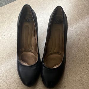 Soffit Black heels size 9. Worn a handful of times.